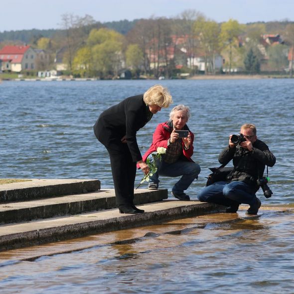 Kulturstaatsministerin Monika Grütters in der Gedenkstätte Ravensbrück