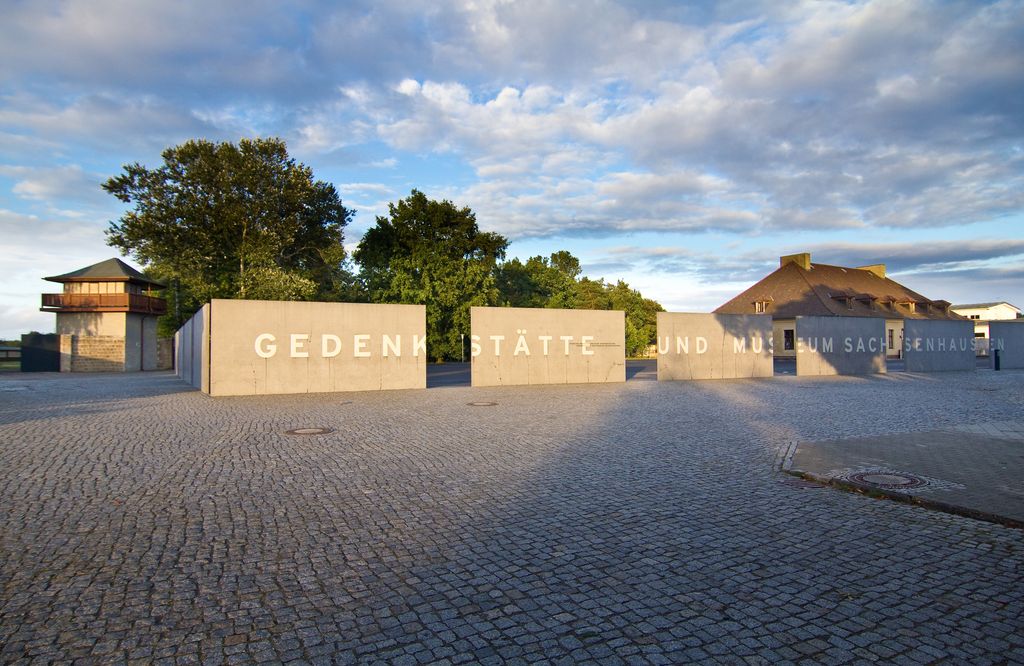 Außenansicht der Gedenkstätte Sachsenhausen